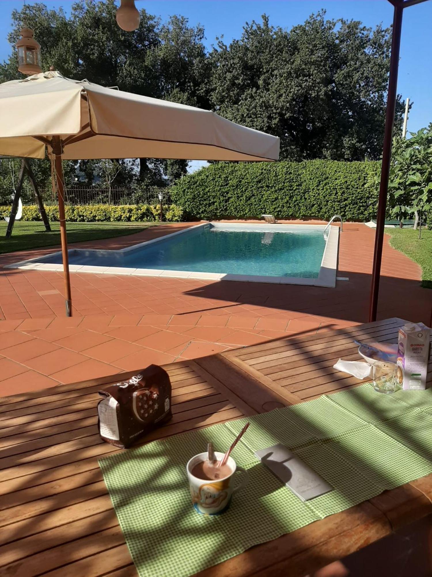 B&B La Rosa Salernes Extérieur photo