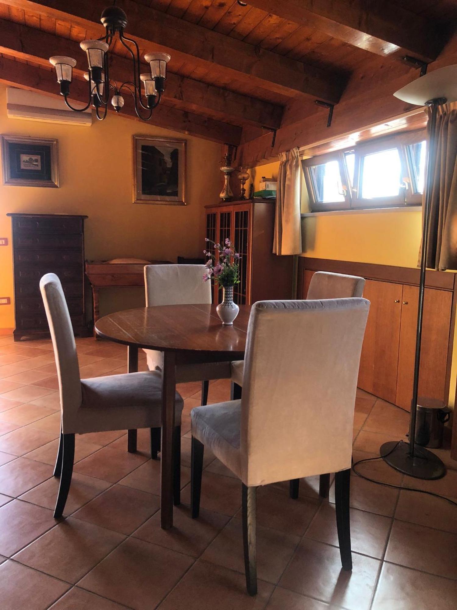 B&B La Rosa Salernes Extérieur photo